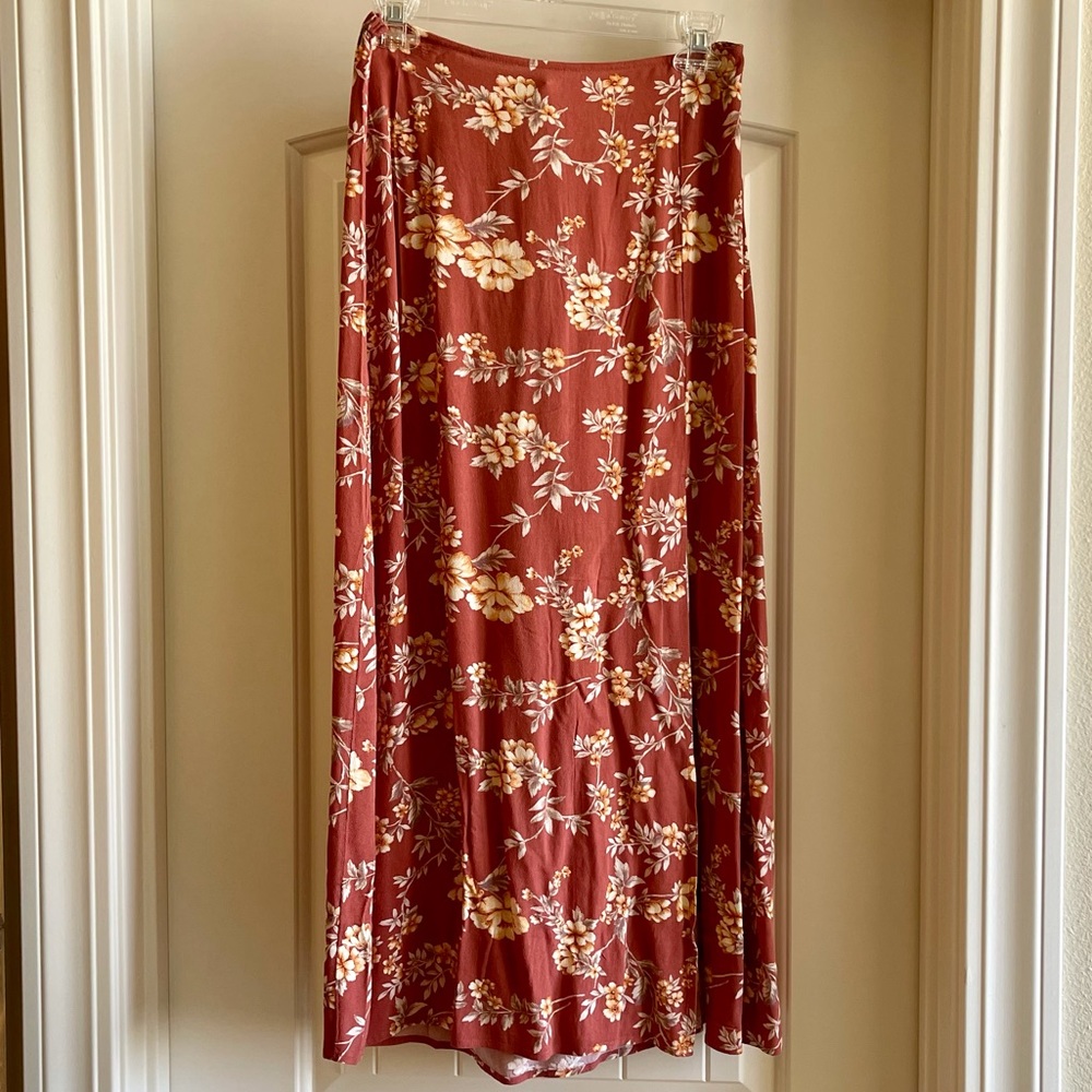 American Eagle long skirt size small NWT